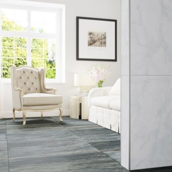 ¿Qué color de piso combina con paredes blancas?